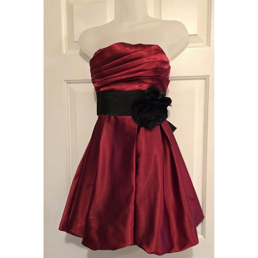 Red Black Strapless Dress 3 Fit& Flare Satin Flower Bubble Hem Prom Cocktail Y2K